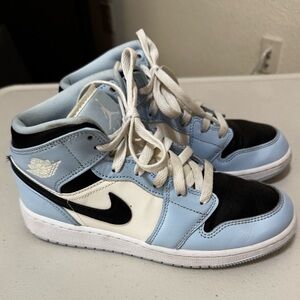 Air Jordan 1 Mid GS 'Ice Blue'